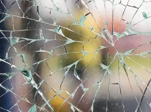 peace-mind_44079b420ec4c2dac2942b72e30dfd5e Impact-shattered glass.